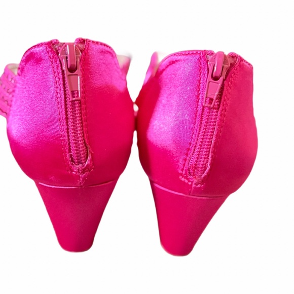 Pizz Annu Hot Pink Formal Satin Open Toe Shoes with a little bling! Size 8.5 - Picture 4 of 12